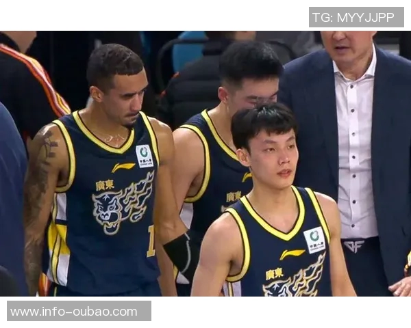 广东男篮正式注册萨姆纳期待新援为球队带来更多胜利