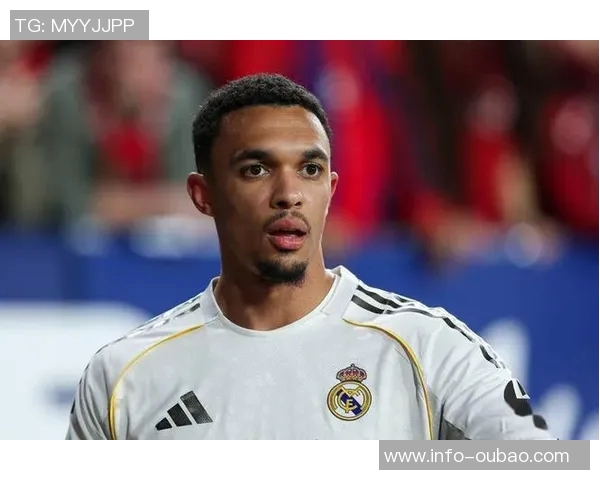 阿诺德边路防守松懈留下巨大空挡引发名宿批评